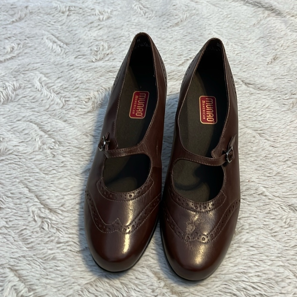 Munro American Shoe Size 9